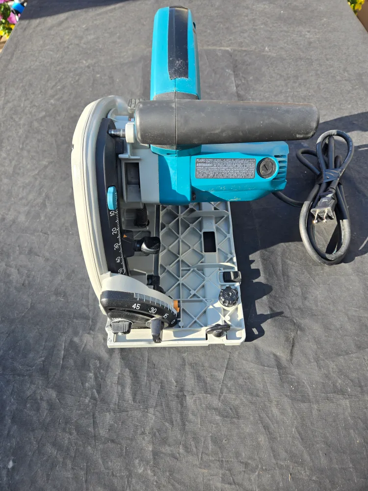 Makita SP6000 Track Saw image indicator(2)