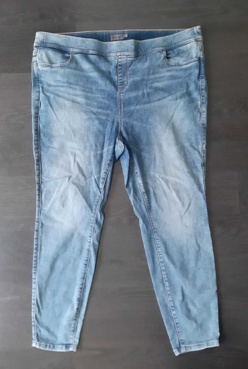 Torrid Lean Jean - Size 4R thumbnail