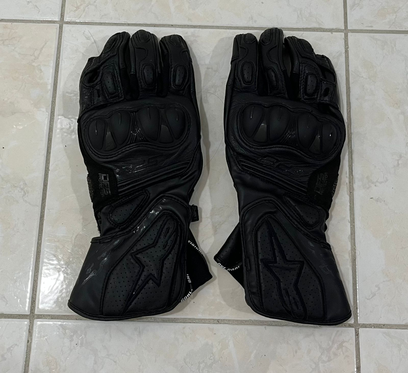 Alpinestars SP-8 V3 Full Gauntlet Motorcycle Gloves – Size L