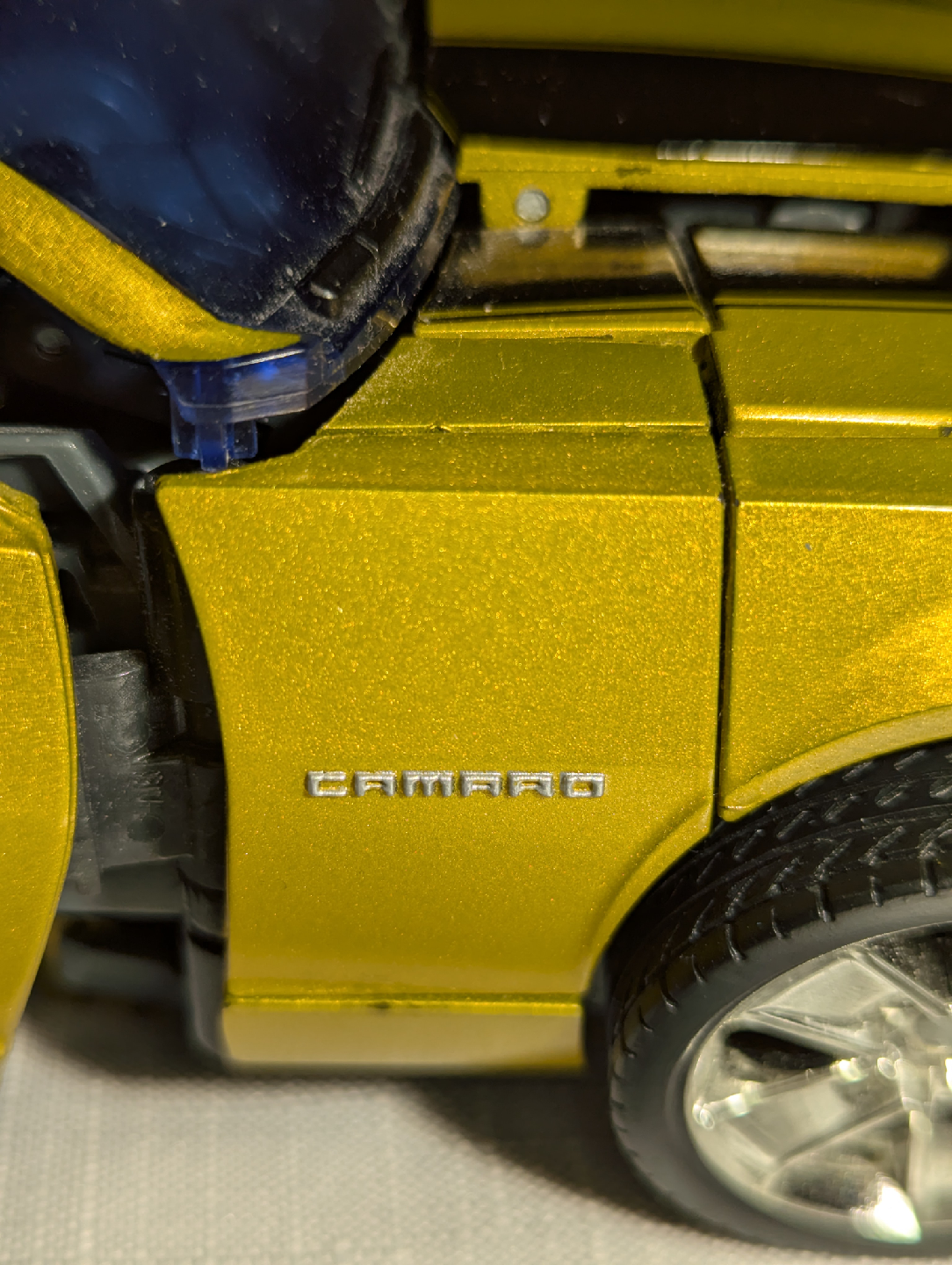 Transformers Bumblebee Camaro Car 10 inches long - photo 4