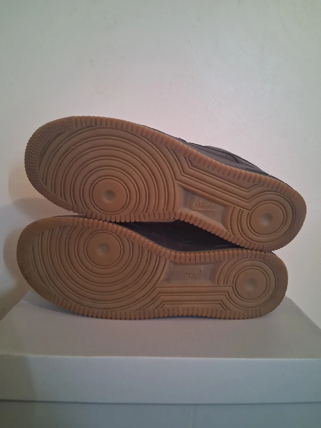 Air Force 1 Black Gum, Size 11.5 image indicator(2)