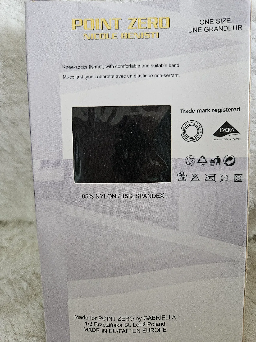 Point Zero Nicole Benisti Knee-High Fishnet Socks image indicator(3)