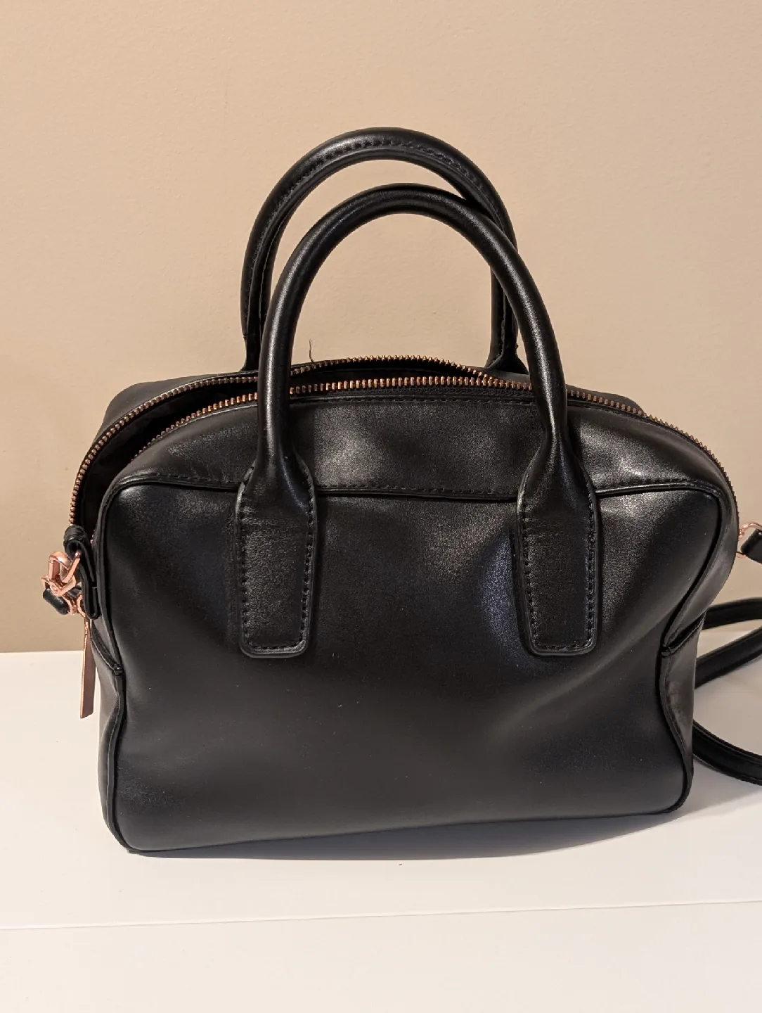 Matt & Nat Black Satchel Bag image indicator(2)