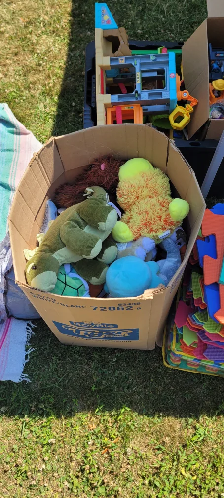 Big box of stuffed animals thumbnail