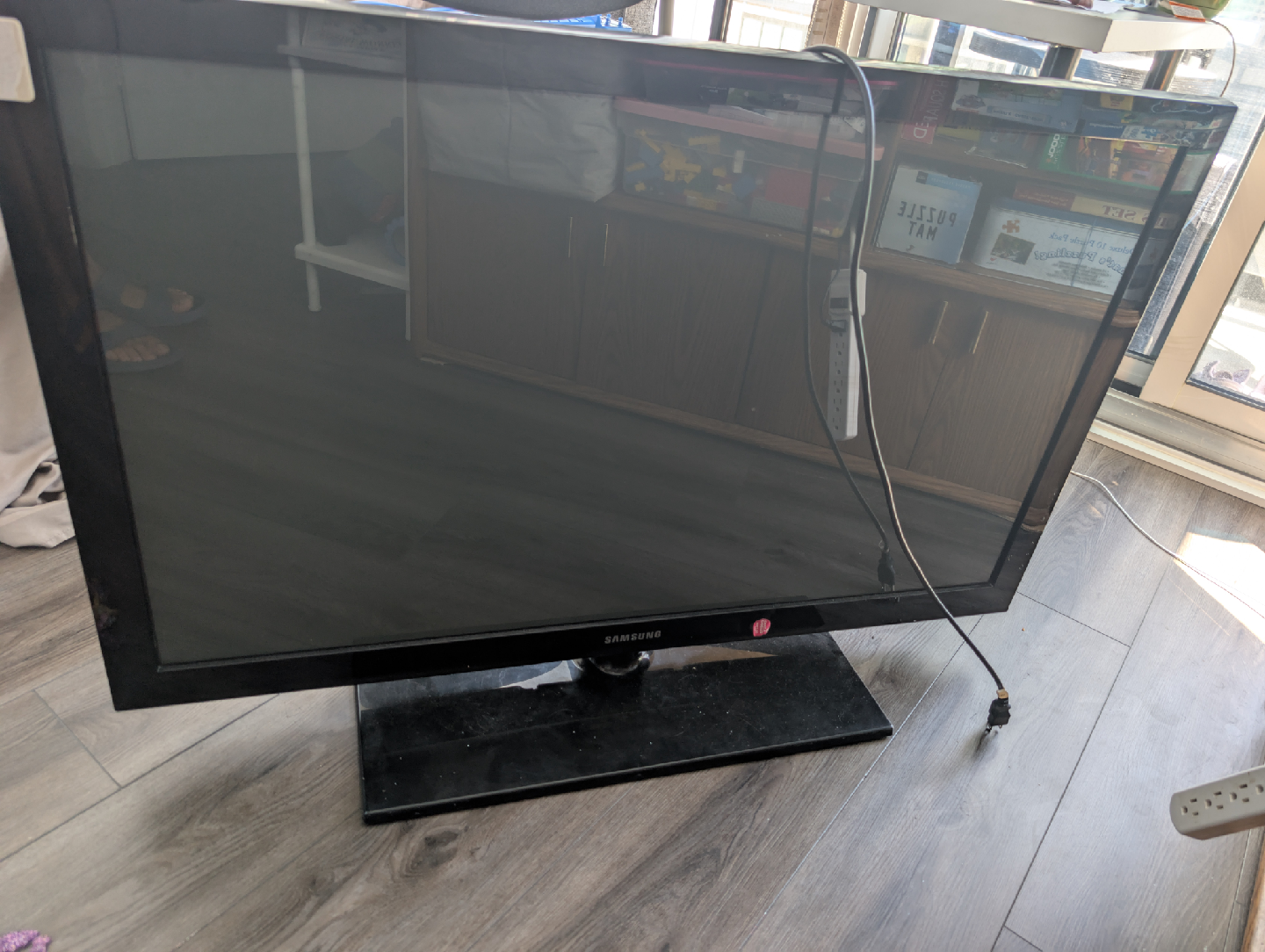 Samsung LCD TV 42"