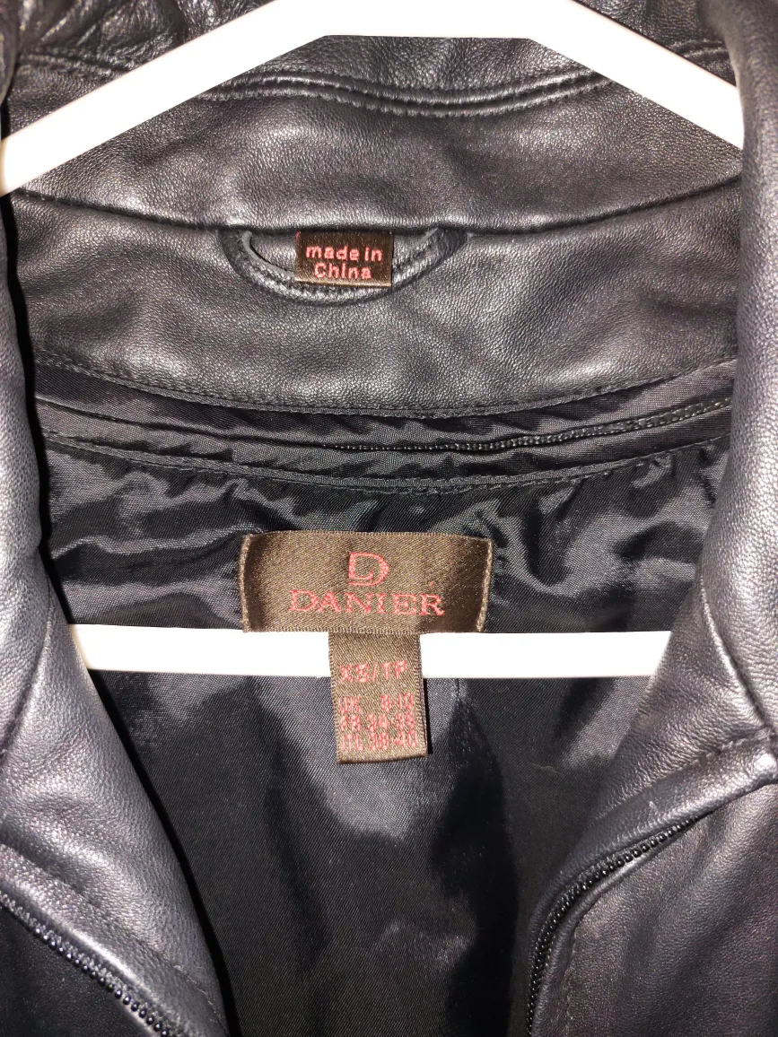 Danier Leather Jacket - Size XS/TP image indicator(3)