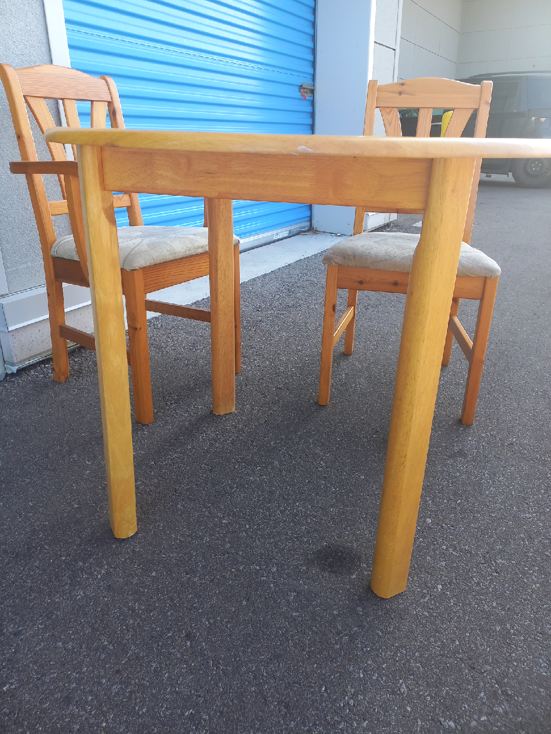 Round Wooden Dining Table with Two Chairs - photo 3