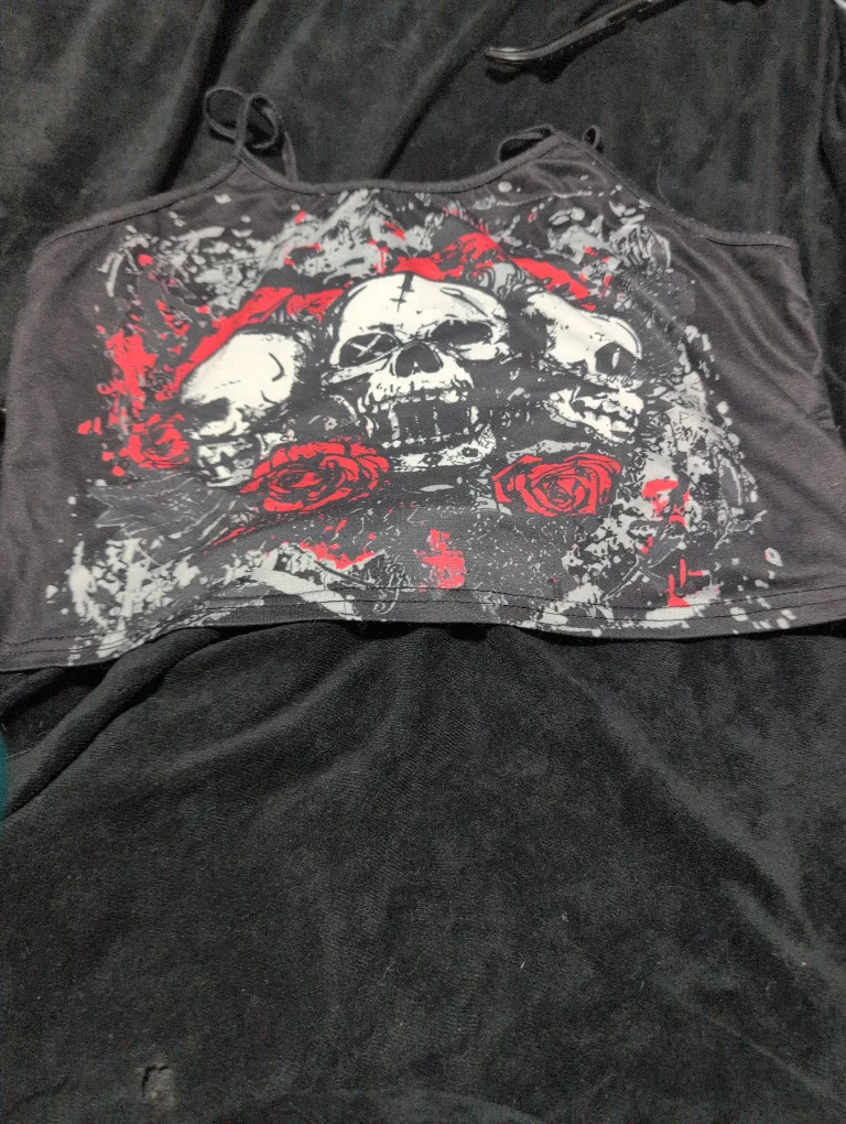 Skull & Roses Print Black Tank Top thumbnail
