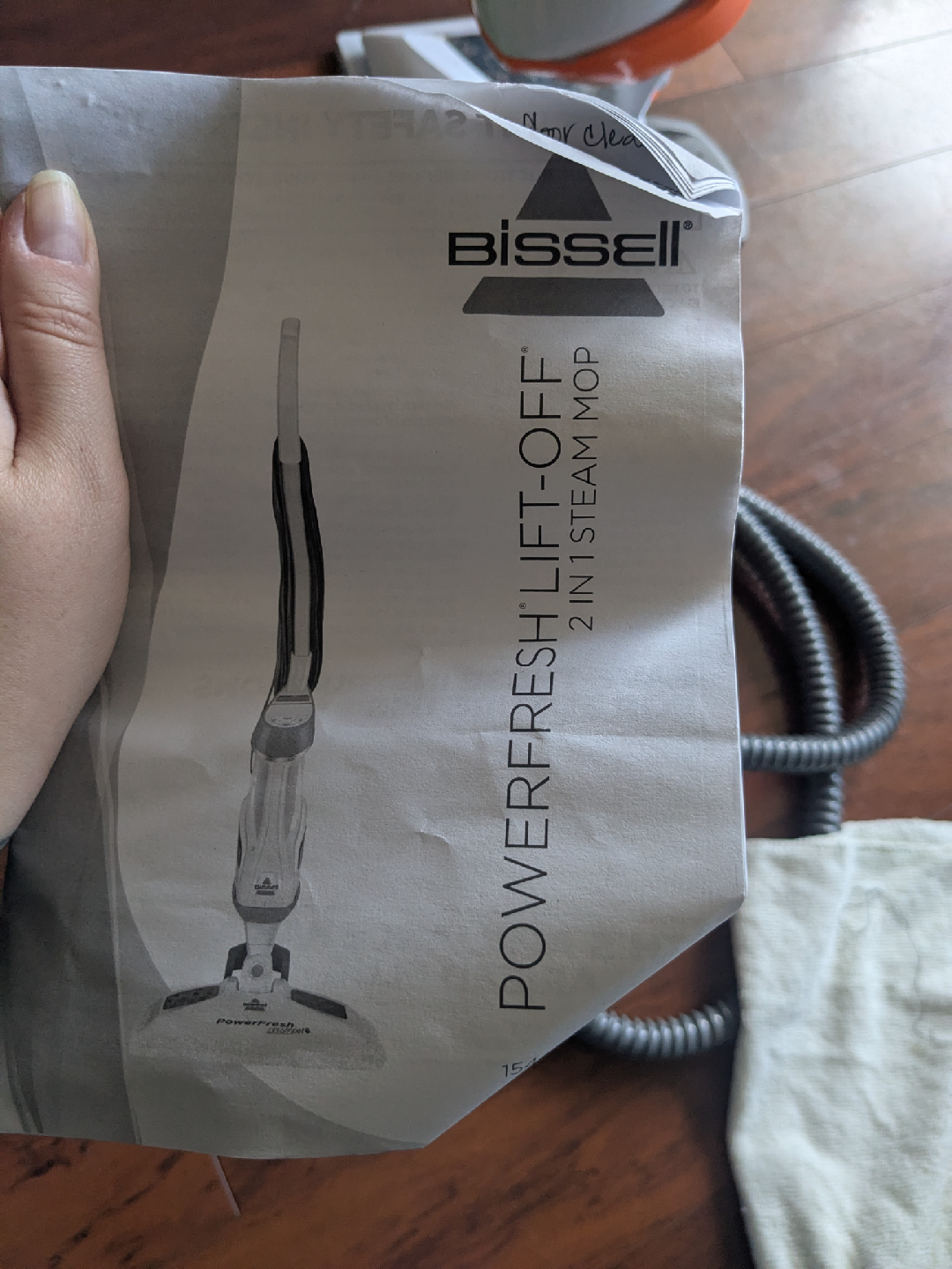 Bissell PowerFresh Lift-Off Pet 2-in-1 Steam Mop - photo 4