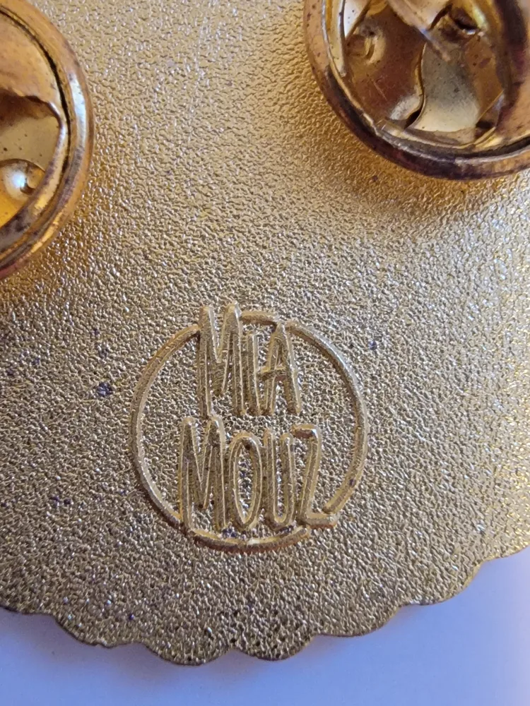 Mia Mouz 'Talked to Someone' Pin image indicator(4)