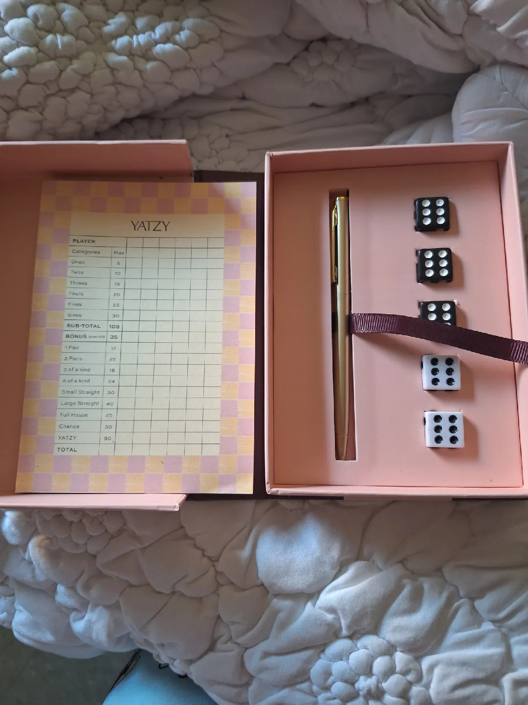 Papier Yatzy Dice Game image indicator(2)