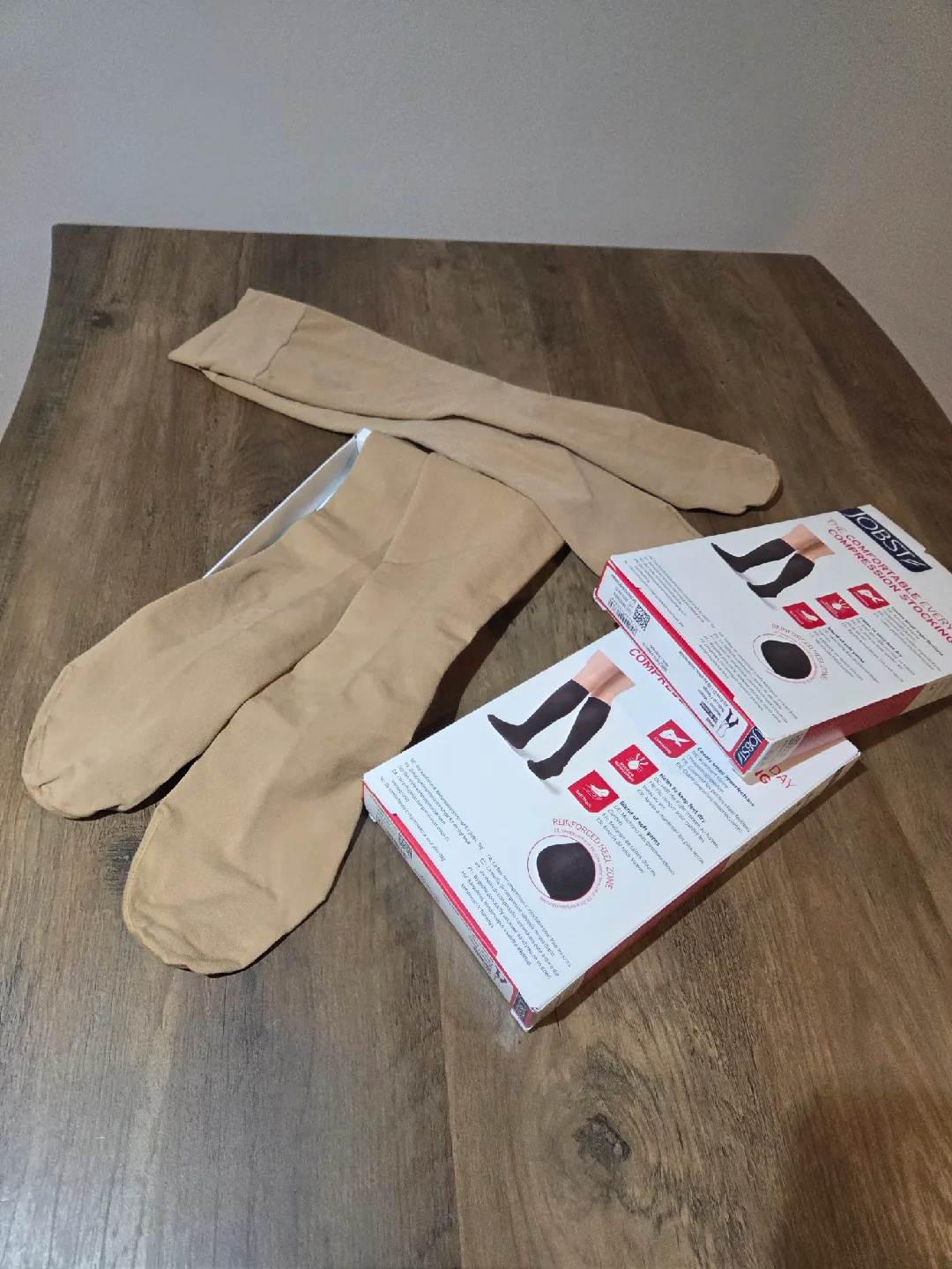 Jobst Beige Compression Stockings, Medium - 2 pairs image indicator(4)