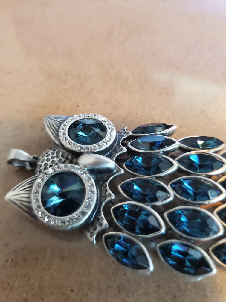 Owl Pendant with Blue Stones image indicator(3)
