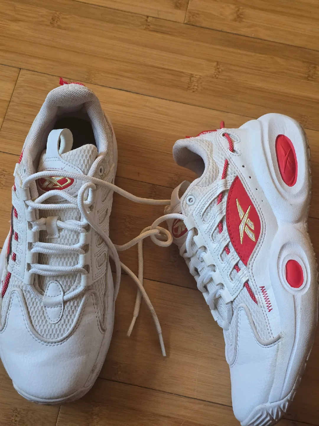 Reebok Iverson Approved White Sneakers - US 6.5 thumbnail