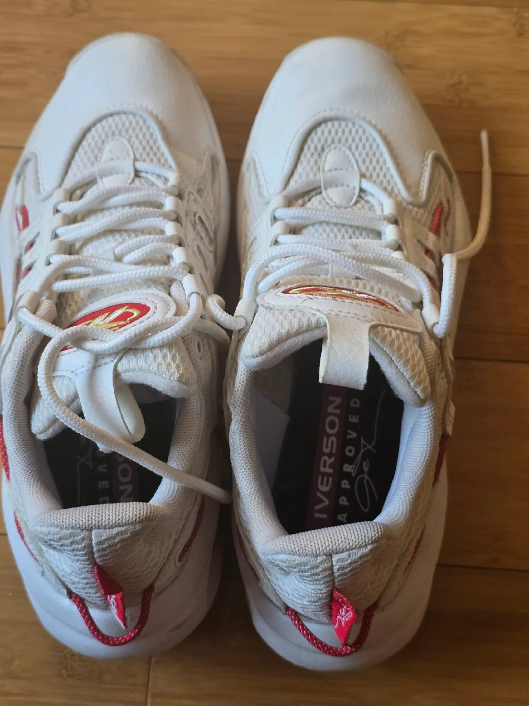 Reebok Iverson Approved White Sneakers - US 6.5 image indicator(4)