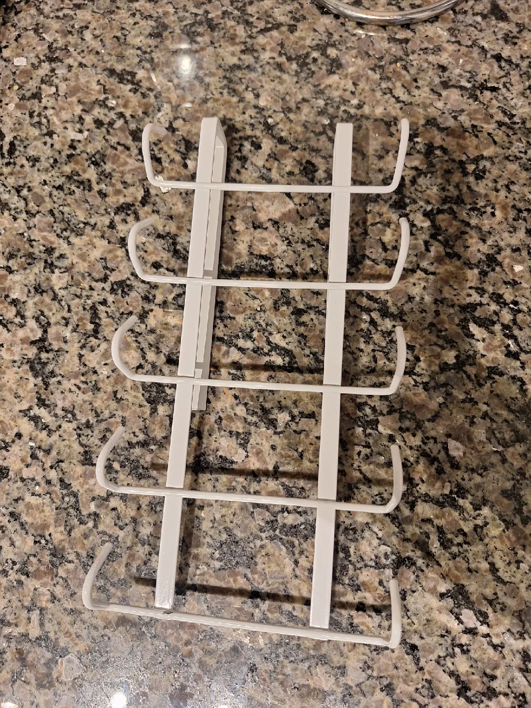 Under Cabinet Wine glass/mug Holder Rack thumbnail