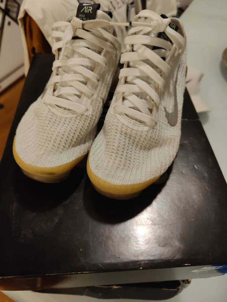 Nike Air VaporMax 2019 Women's Size 8.5 thumbnail