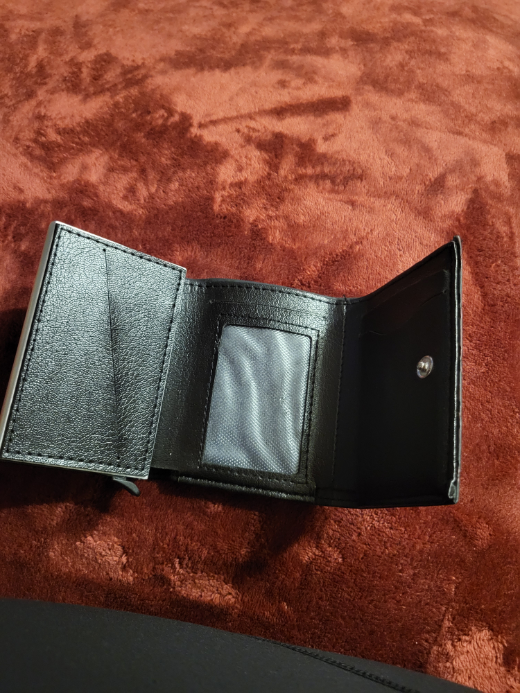 Louis Vuitton Black Leather Wallet - photo 2