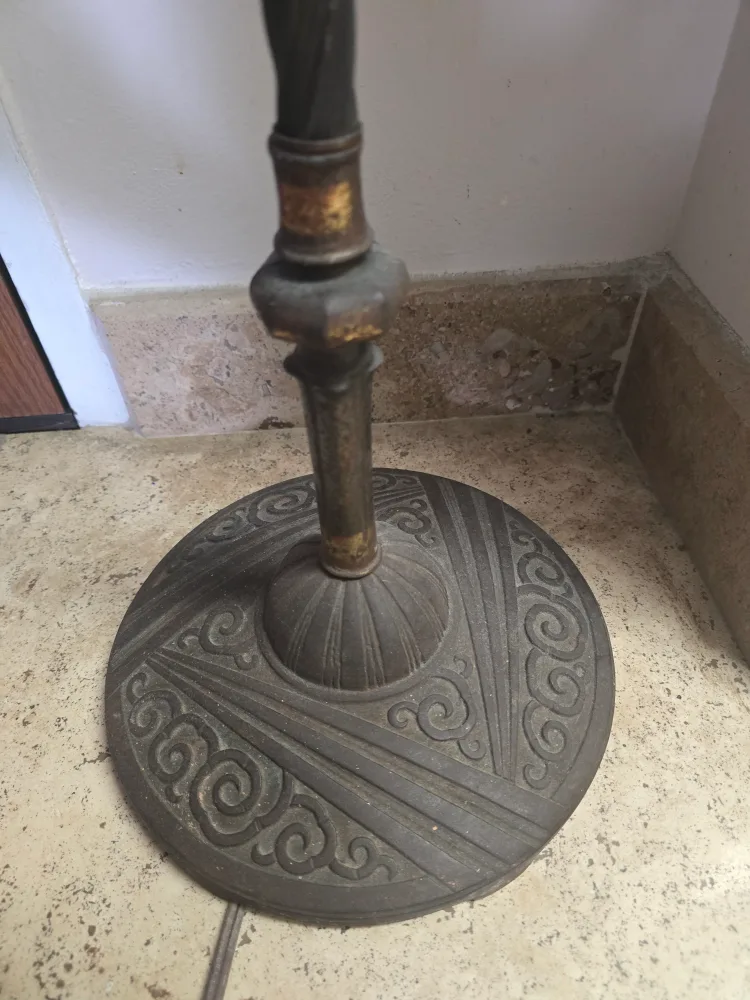 vintage floor lamp image indicator(8)