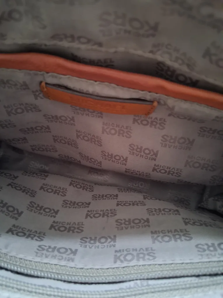 Michael Kors Handbag image indicator(4)