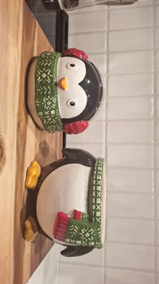 Penguin Cookie Jar image indicator(2)