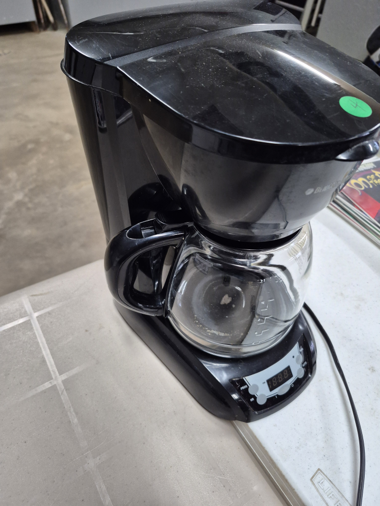 Black & Decker Coffee Maker - photo 2