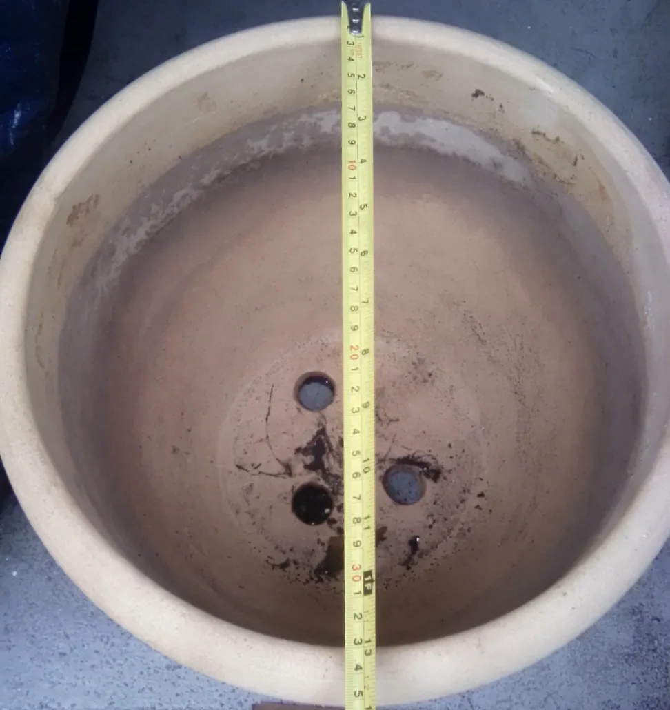 X-Large Red Clay Plant Pot image indicator(2)