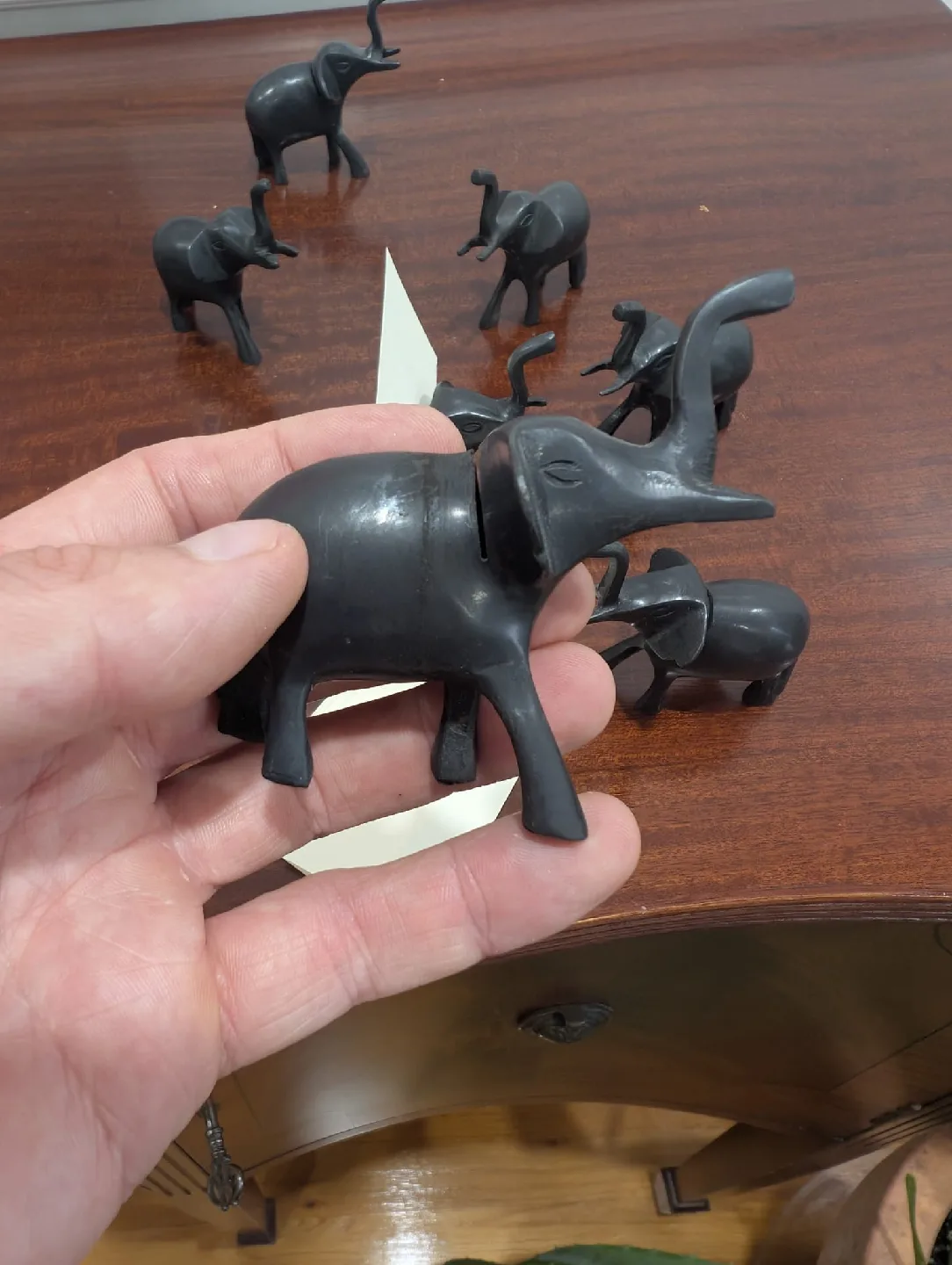 Set of 8 Iron Elephant Name Place Card Holders image indicator(2)