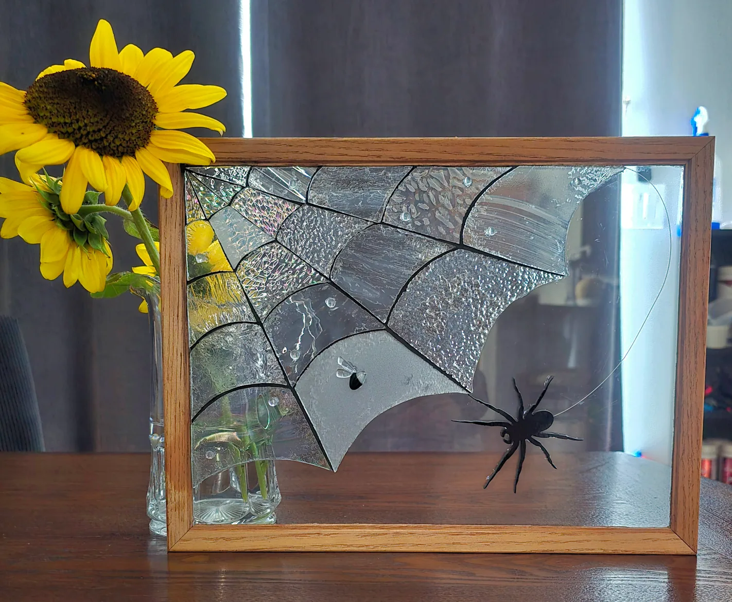 "Spider and the Fly "Stained Glass Art image indicator(2)