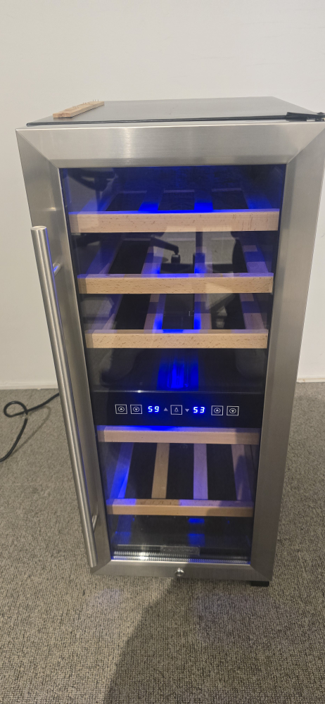 Koldfront TWR247ESS Thermoelectric Wine Cooler - photo 3