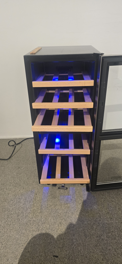 Koldfront TWR247ESS Thermoelectric Wine Cooler - photo 4