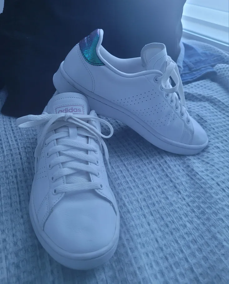 Adidas Grand Court White Shoes - Woman's Size 8.5 image indicator(6)