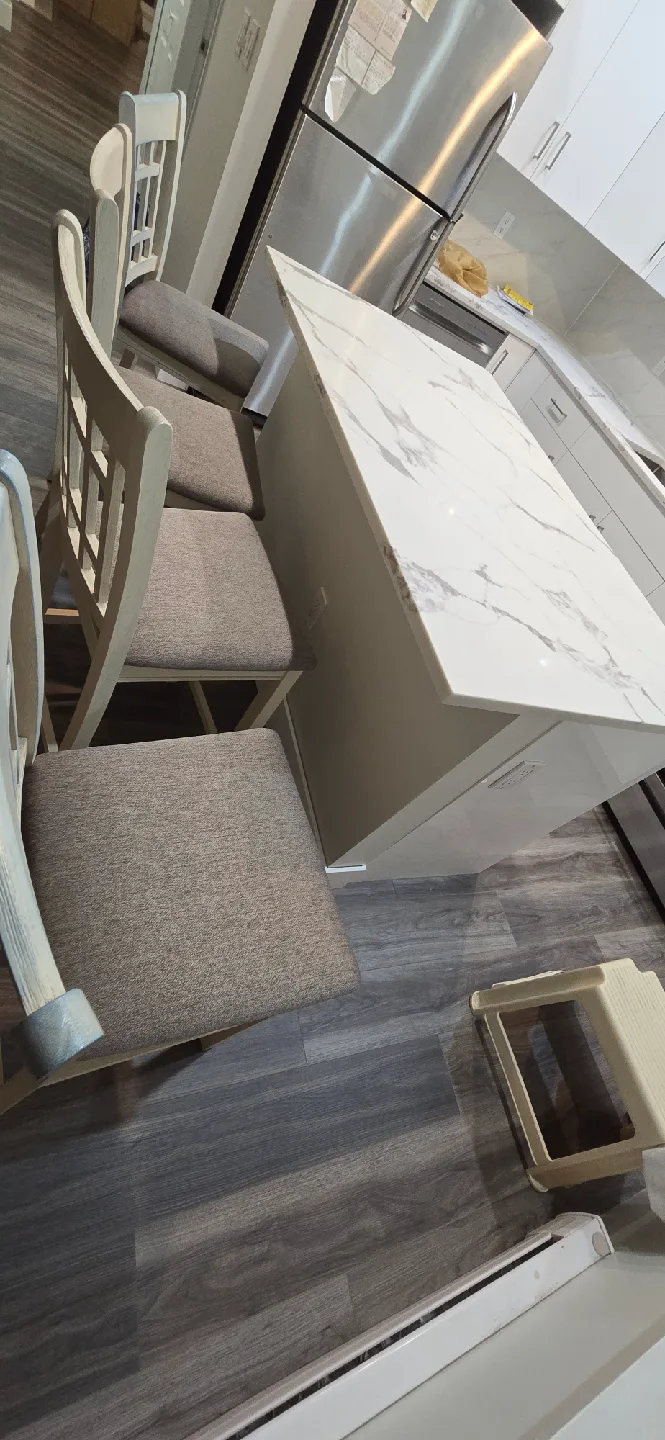 Set of 4 Bar Stools - Kitchen Island Chairs image indicator(4)