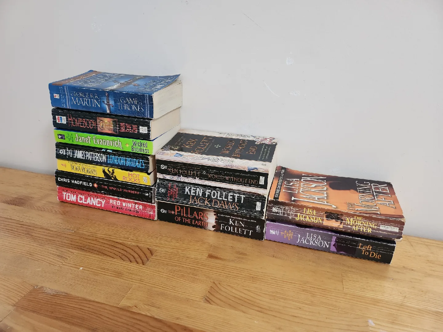 Paperback books Lot - Used Books image indicator(2)