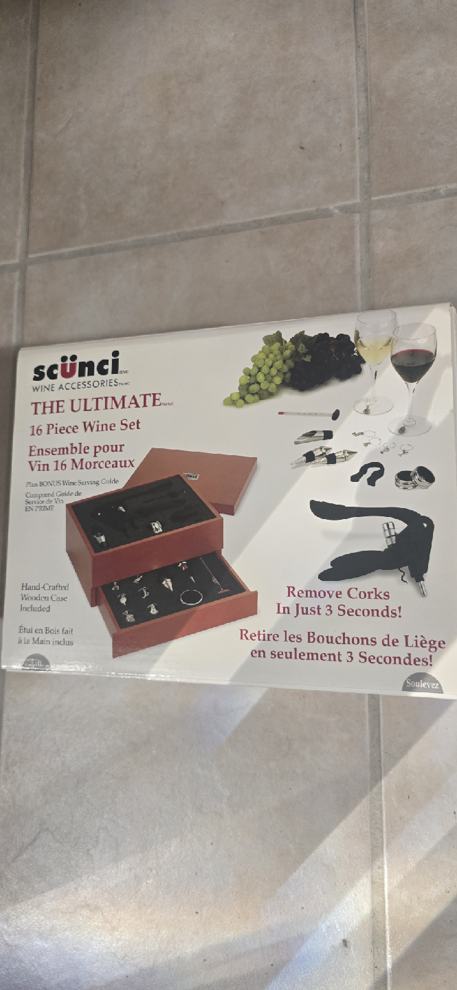 Scünci The Ultimate 16 Piece Wine Set