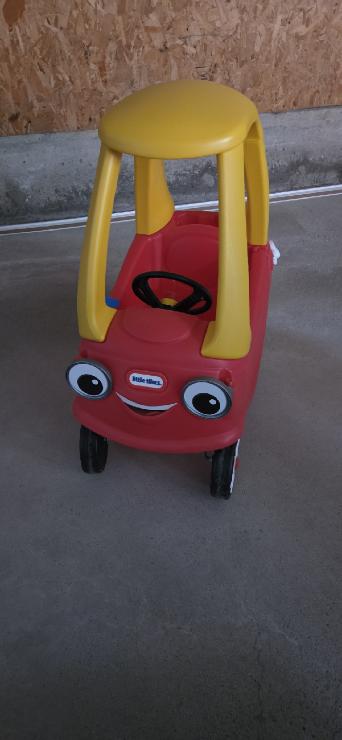 Little Tikes Cozy Coupe Car