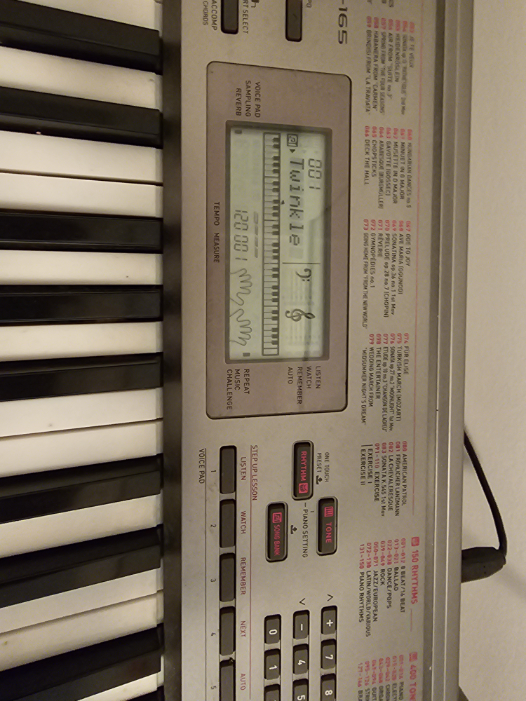 Casio LK--165 Keyboard lighted keyboard