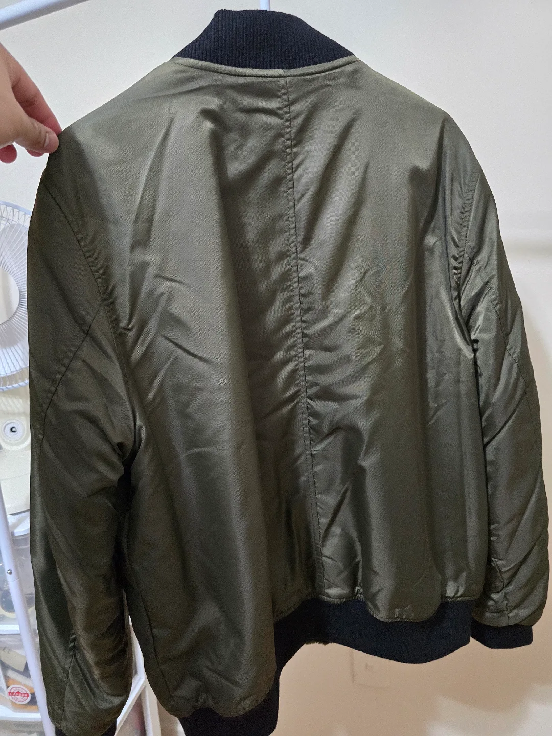 Sean John Olive Green Bomber Jacket - Size M image indicator(8)