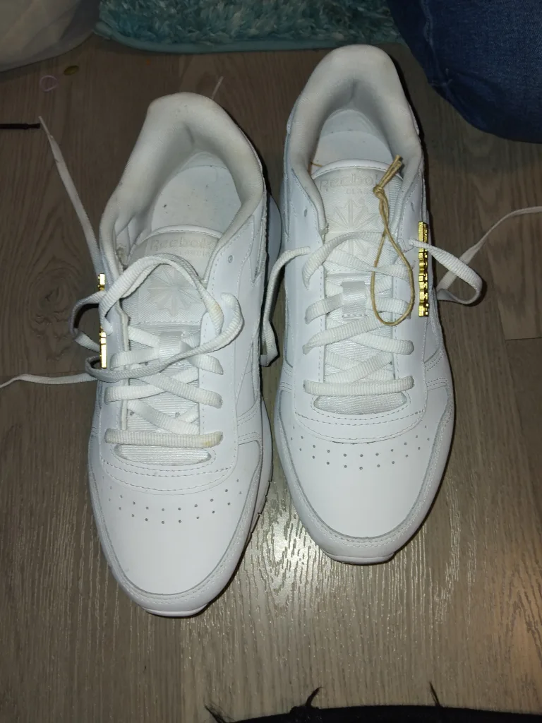 Reebok Classic Leather White Sneakers thumbnail