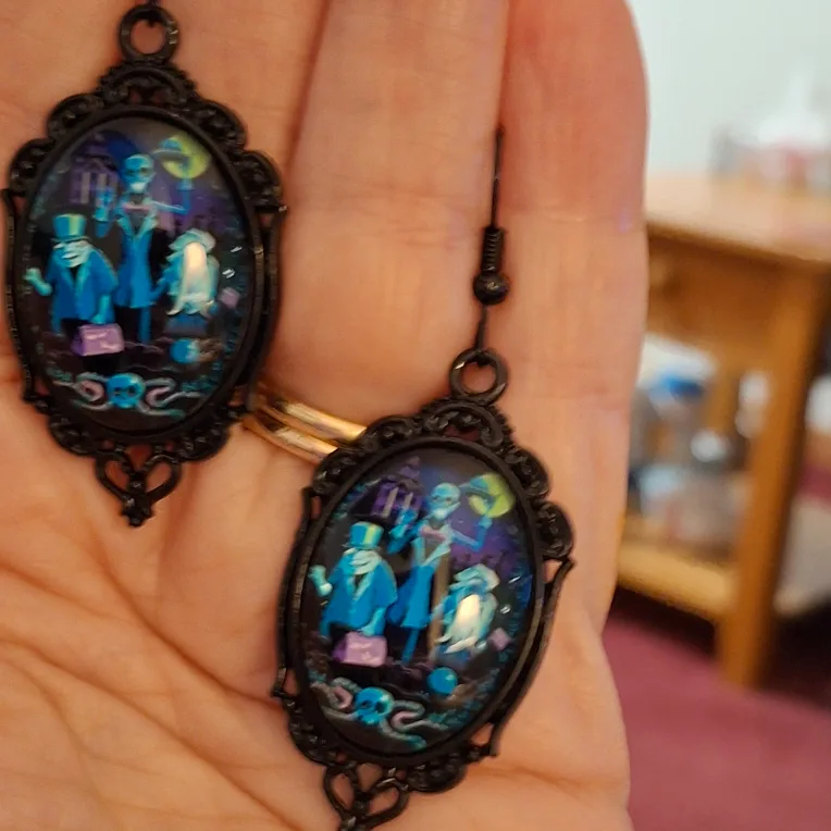 Haunted Mansion Earrings image indicator(3)