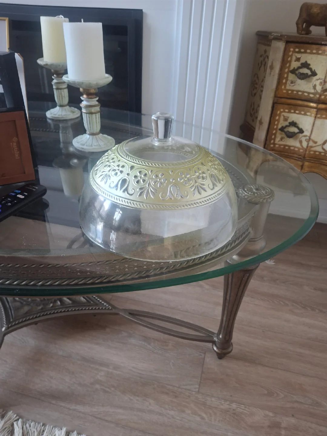 Glass Dome Cake cover thumbnail