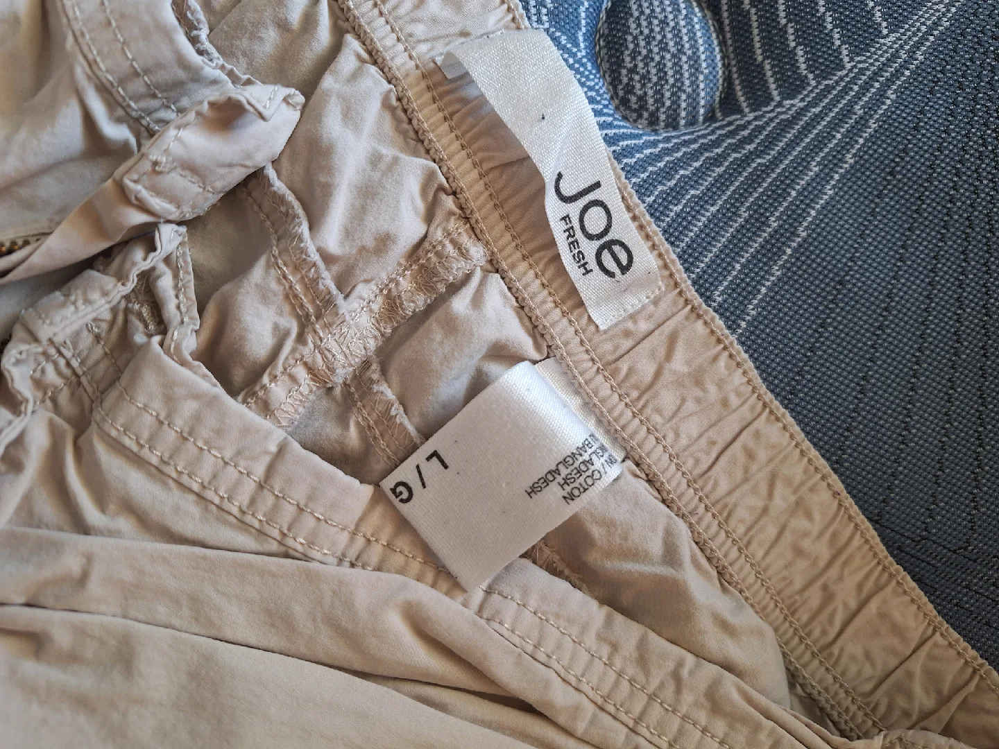 Joe Fresh Beige Shorts - Size L image indicator(3)