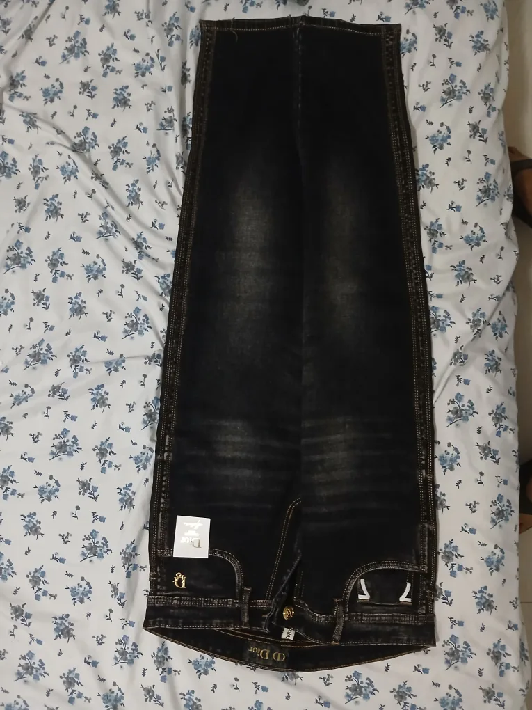 Valentino Jeans image indicator(4)