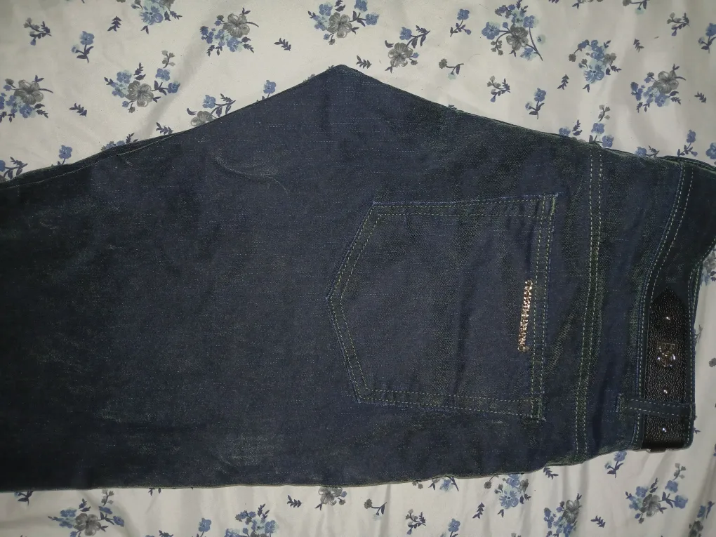 Valentino Jeans image indicator(8)