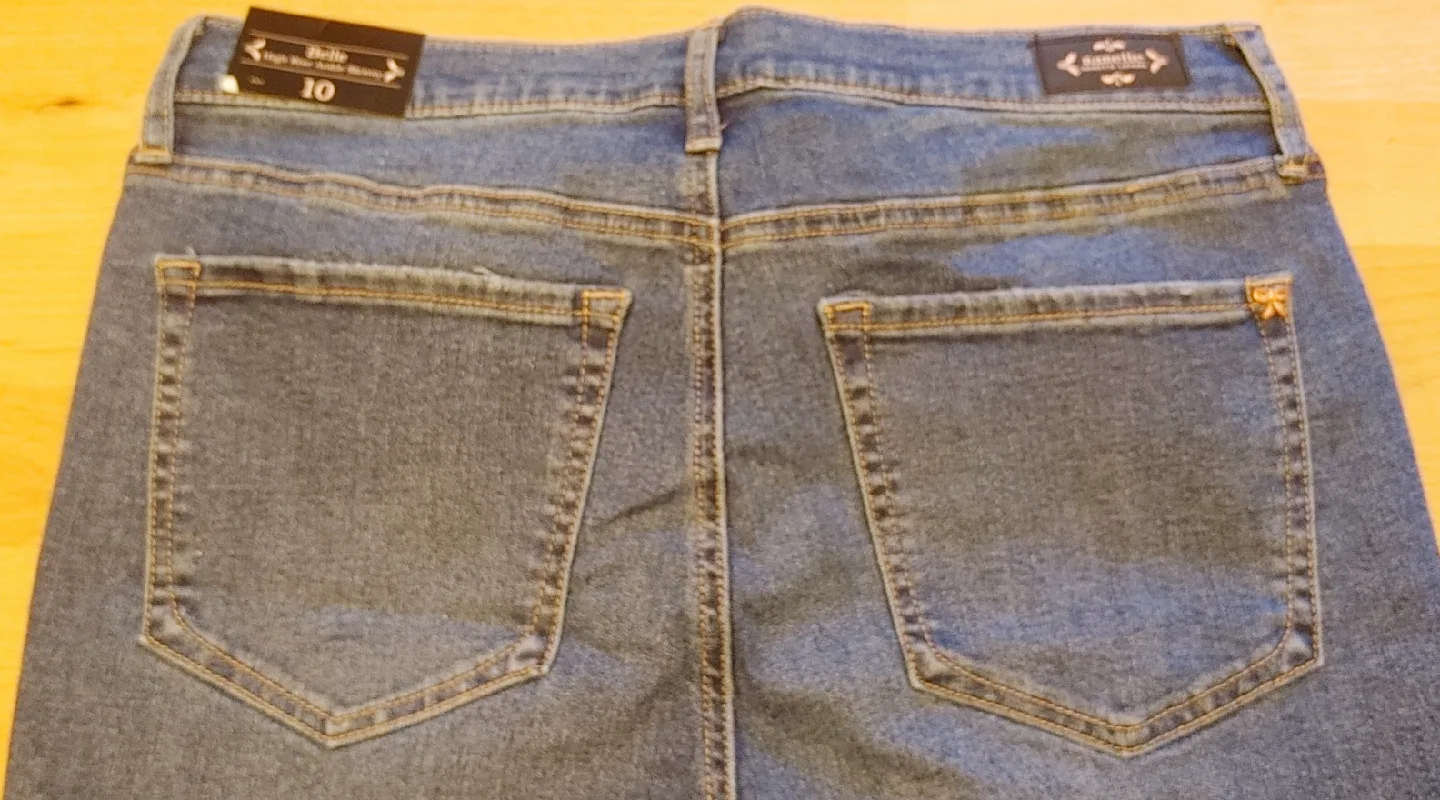 Nanette Lepore Belle Jeans - Size 10 image indicator(6)