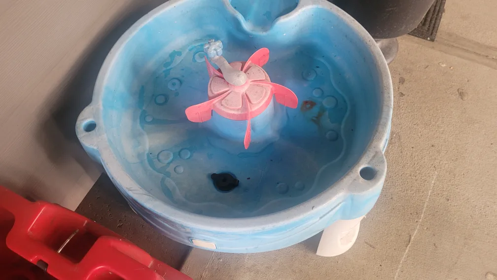 Kids' Blue & Pink Water Table thumbnail