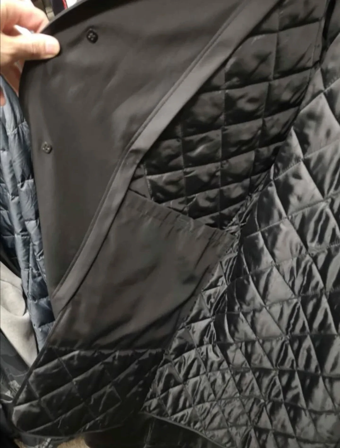 New Pilot Trenchcoat - Black Beltless - Philippines Air Canada image indicator(7)