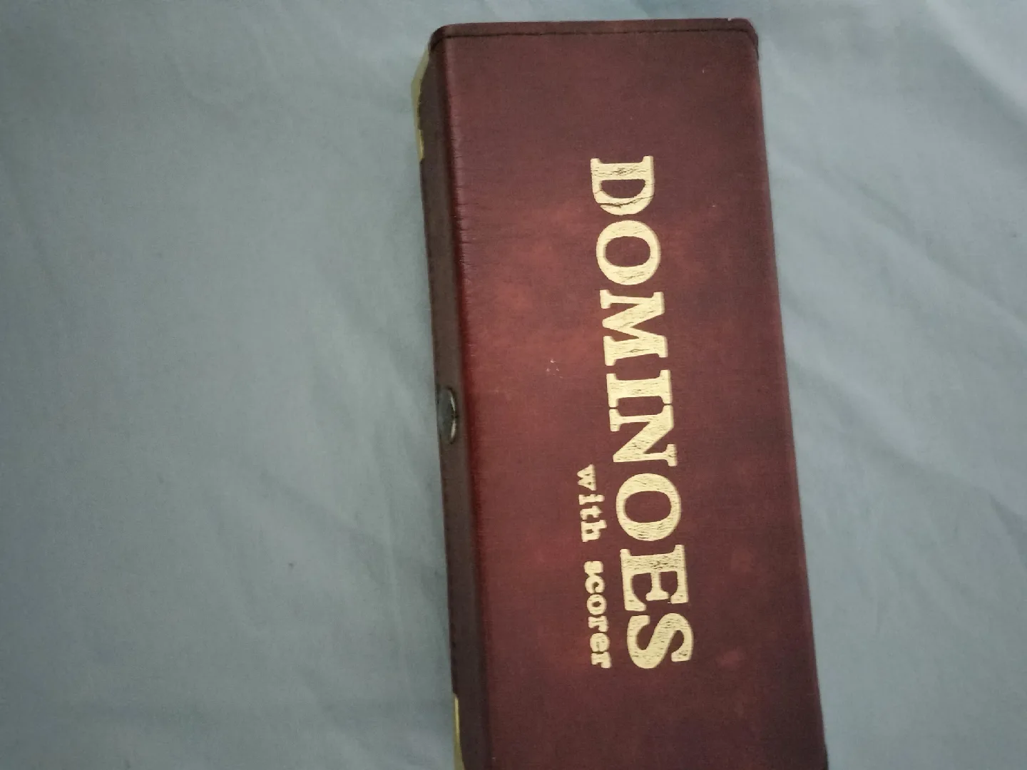 Vintage Dominoes with Scorer Game Set image indicator(2)