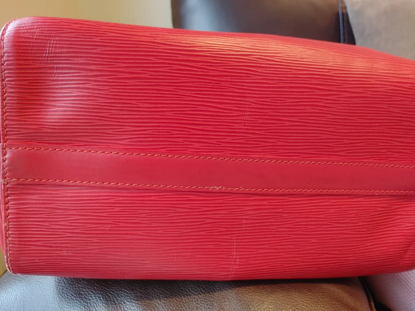 Louis Vuitton Red Epi Leather Speedy image indicator(3)