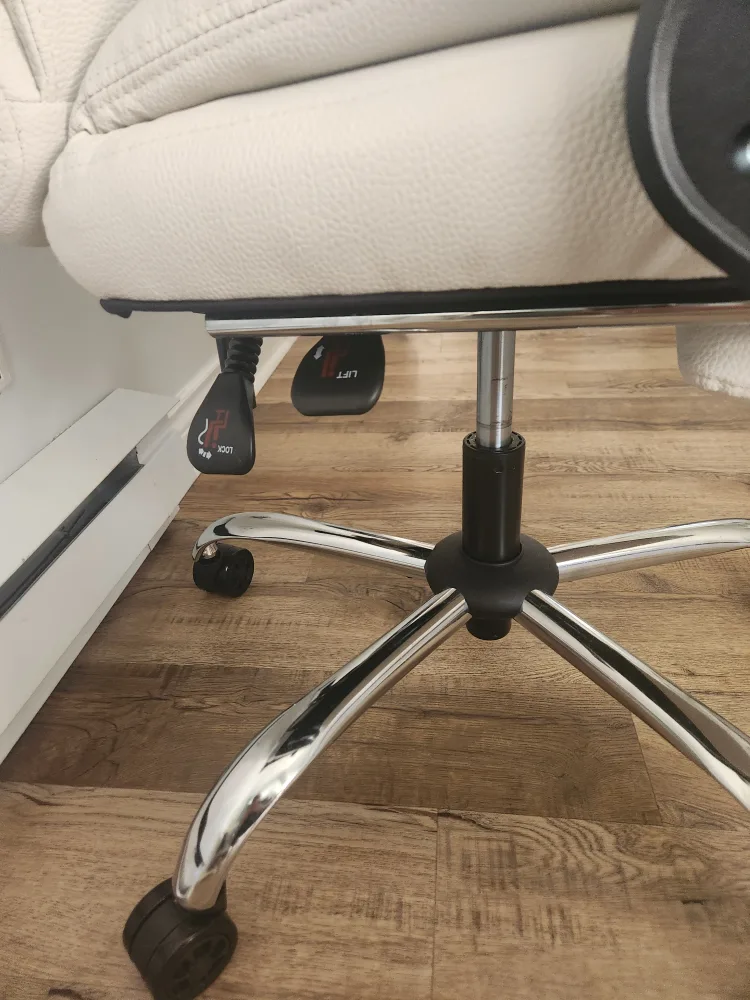 Cream faux Leather Office Chair with Footrest image indicator(2)